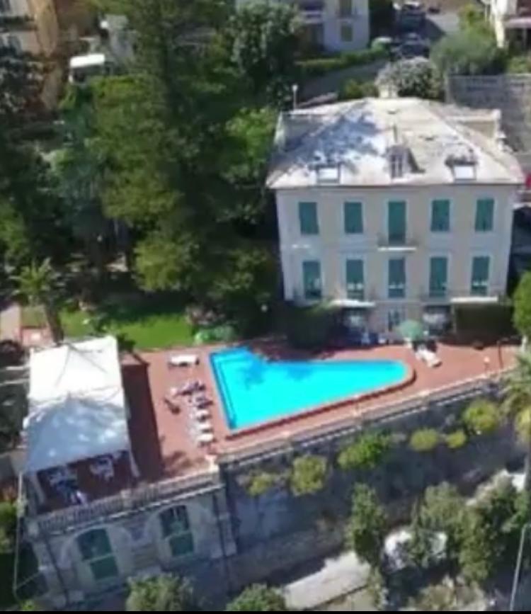 Hotel Miramare อิมเปรีอา ภายนอก รูปภาพ